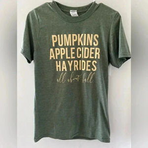 Women’s size Small Fall short sleeve tee like new